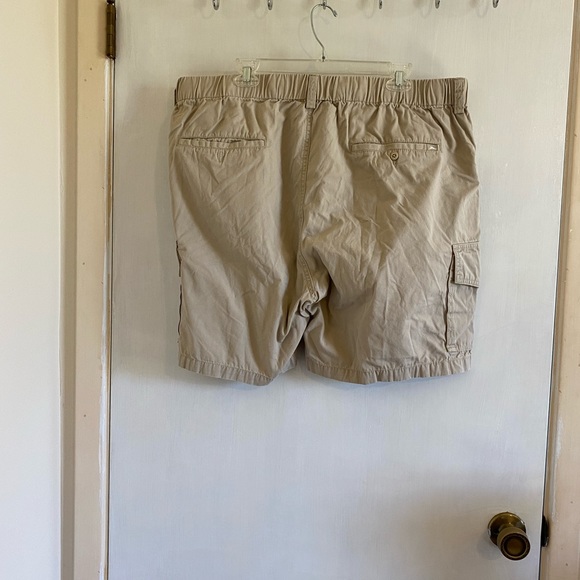 Tommy Bahama - Picture 4 of 11